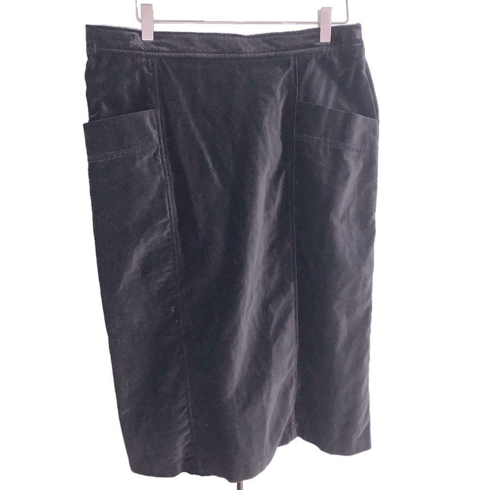 Vintage Ladies Black Velvet Skirt